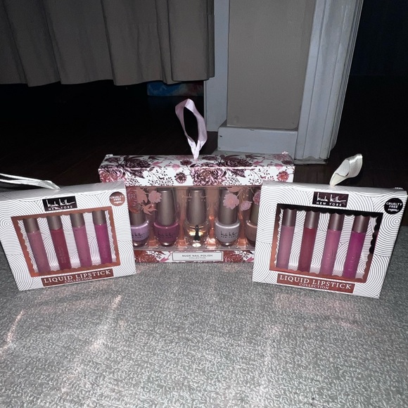 Nicole miller new bundle lipstick /lipgloss and nail polish - Picture 2 of 4